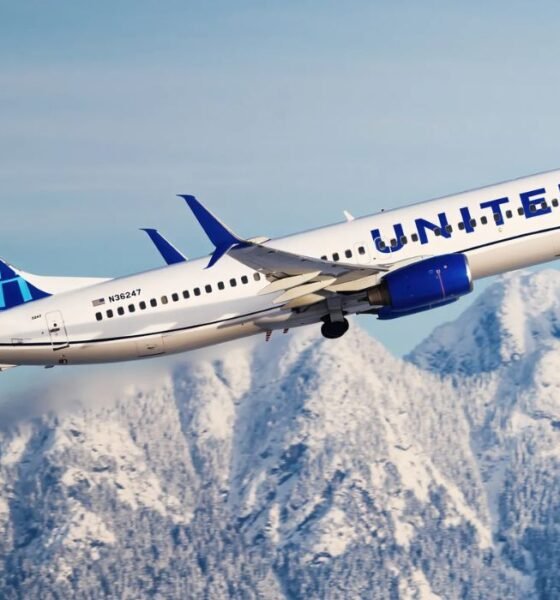 united airlines flight ua770 emergency diversion